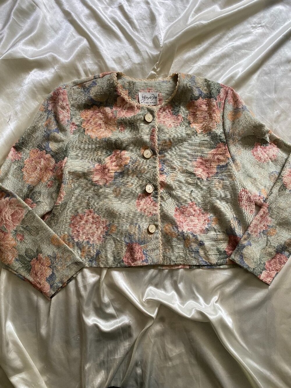 VTG 1990s Pastel Floral Rose Tapestry Jacket Grandmacore L / XL